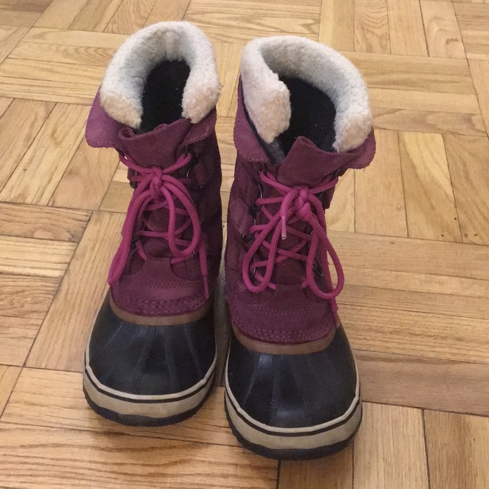 Sorel Burgundy/purple Boots